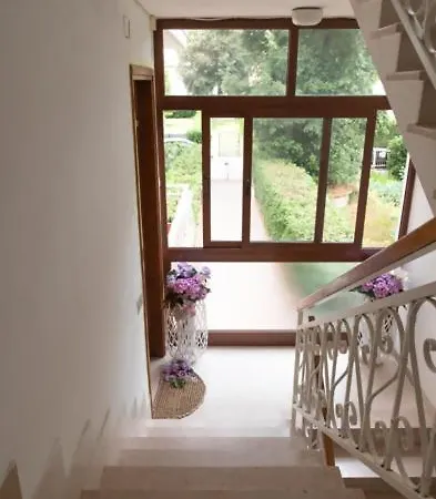 Girasoli Apartment
